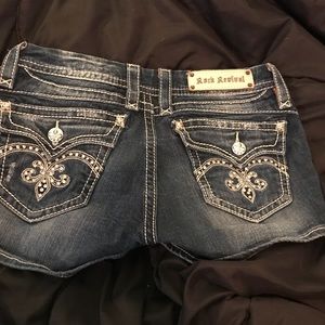 Size 29 Rock Revival shorts